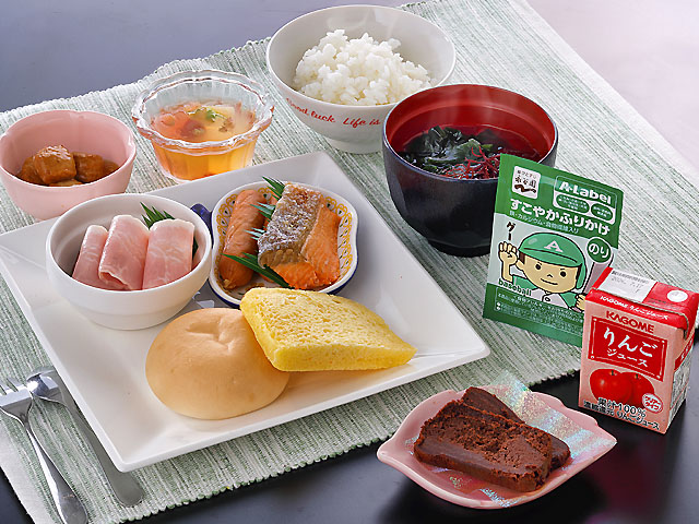 お子様アレルギー対応料理朝食一例